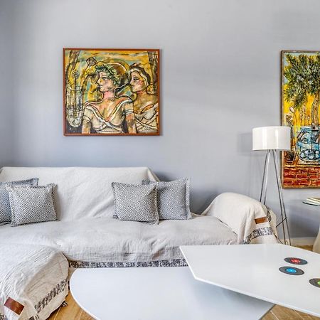 Spacious Flat With Courtyard And Private Parking! Atena Exterior foto