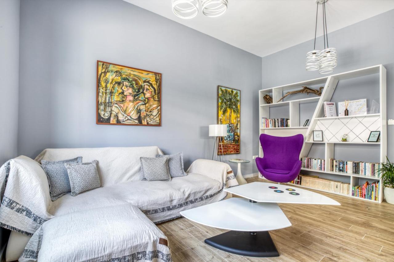 Spacious Flat With Courtyard And Private Parking! Atena Exterior foto