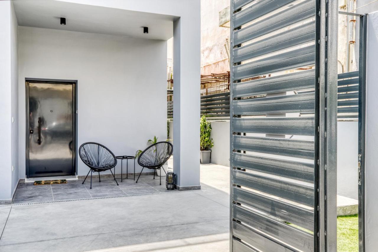 Spacious Flat With Courtyard And Private Parking! Atena Exterior foto