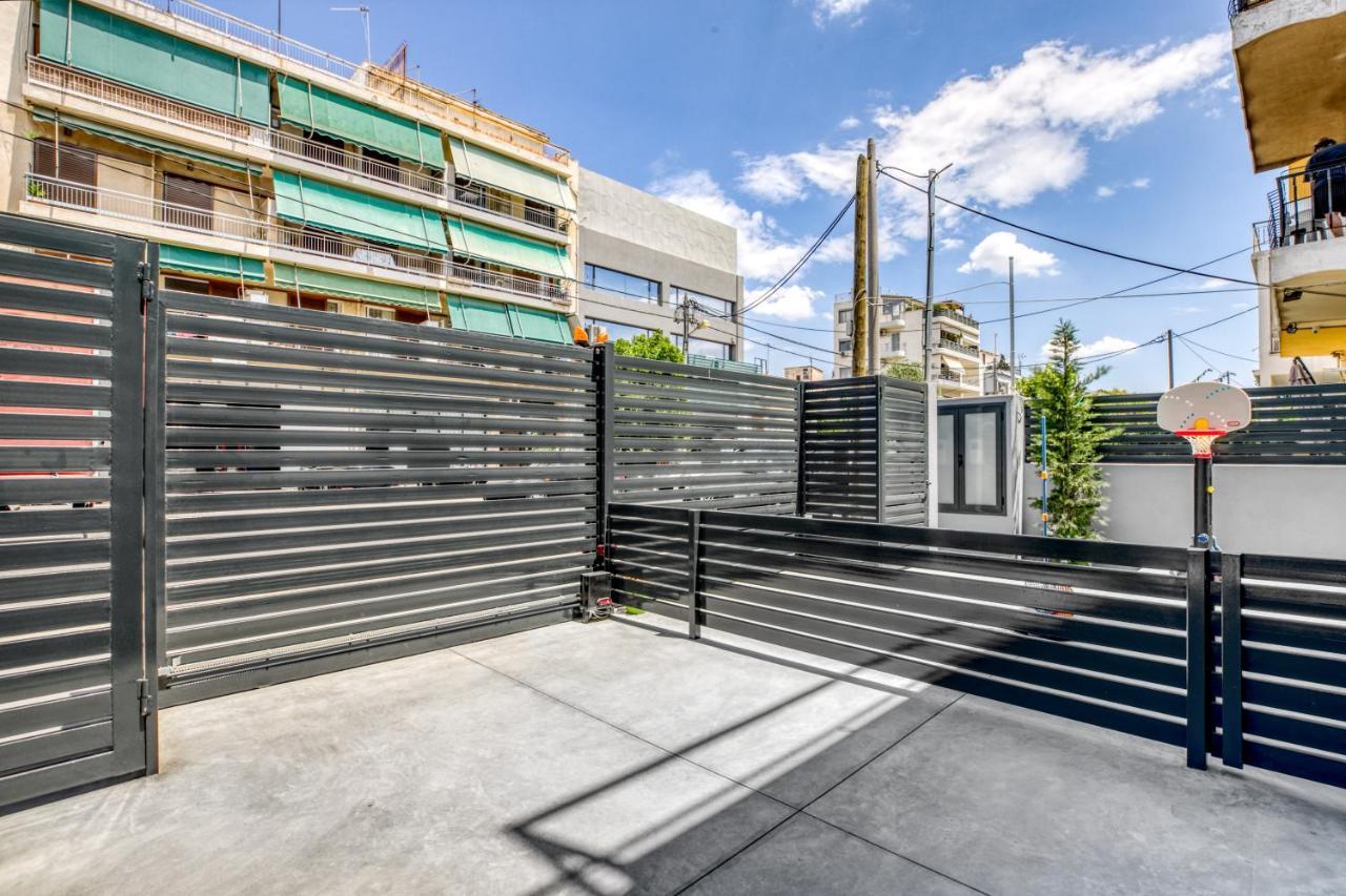 Spacious Flat With Courtyard And Private Parking! Atena Exterior foto