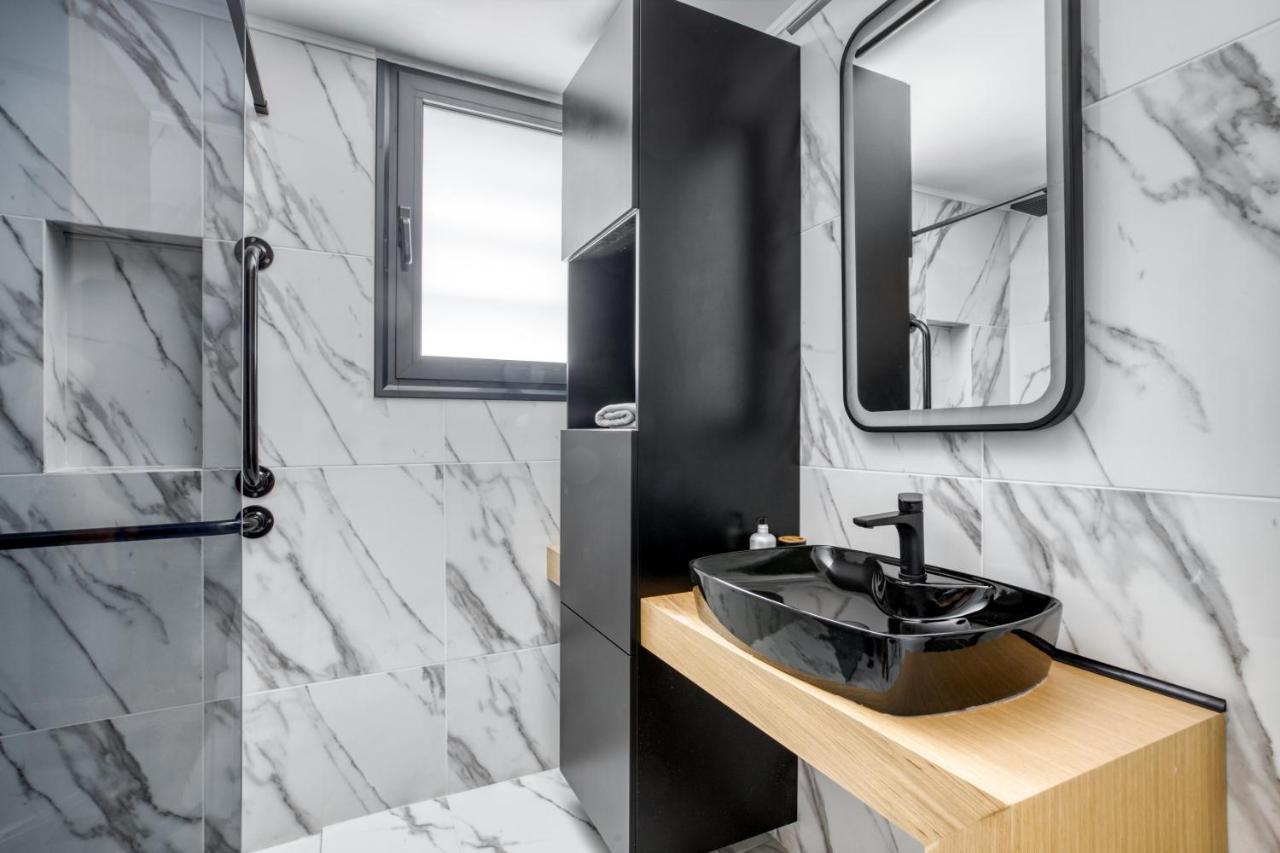 Spacious Flat With Courtyard And Private Parking! Atena Exterior foto