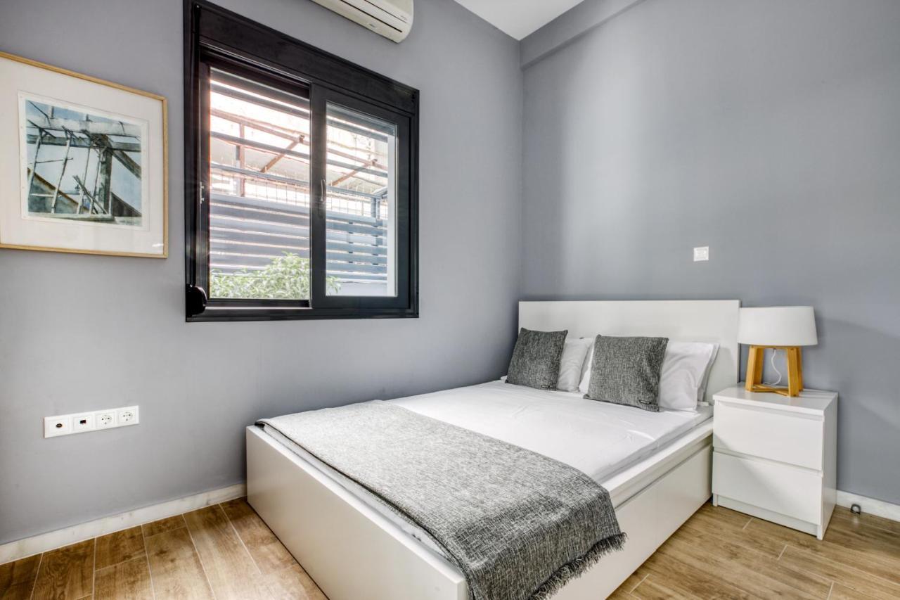 Spacious Flat With Courtyard And Private Parking! Atena Exterior foto