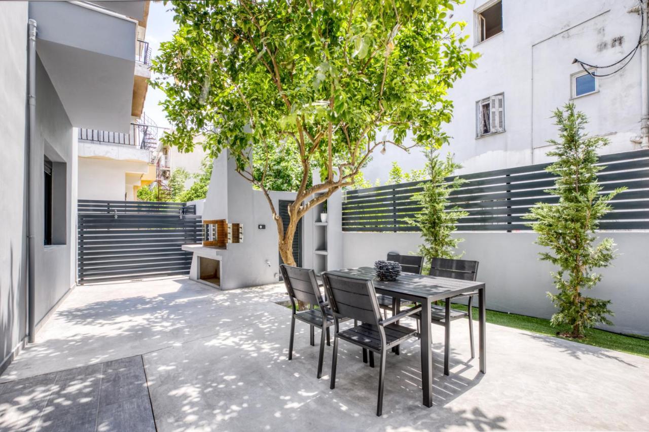 Spacious Flat With Courtyard And Private Parking! Atena Exterior foto